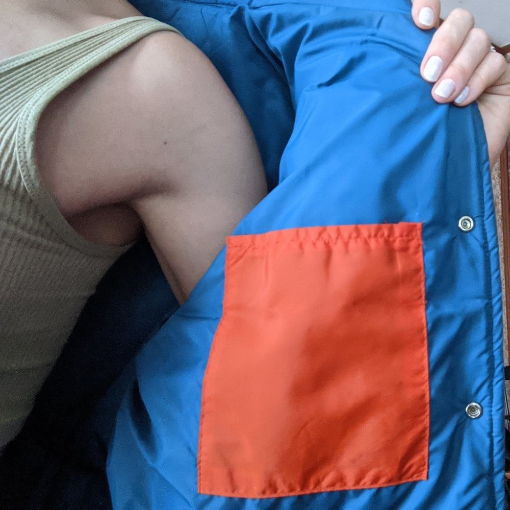 Retro Vest - Picture 2 of 6